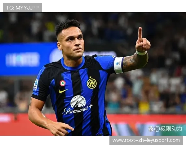 劳塔罗回身闪转抽射，国际米兰锋线表现极具侵略性