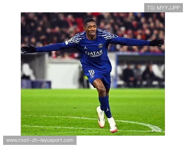 巴黎圣日耳曼禁区前沿连续配合