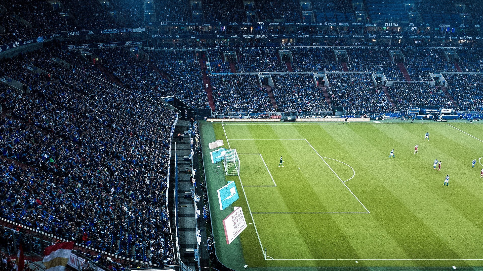 “快攻制胜！新都福乐球赛选手展现非凡技艺”